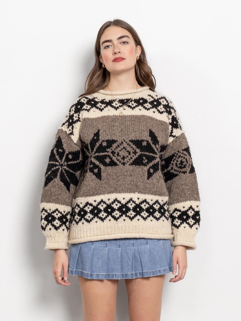 CHUNKY KNIT SWEATER Vintage Snow Flakes Hand Knit 90's Oversize Large Medium